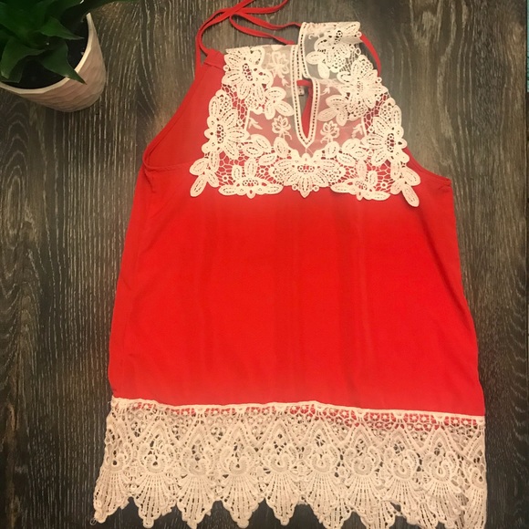 RED AND WHITE LACE TOP - Picture 1 of 2